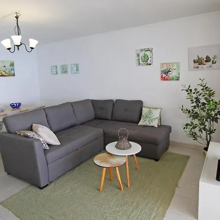 Apartamento Palmeras Playa Levante First Line Benidorm